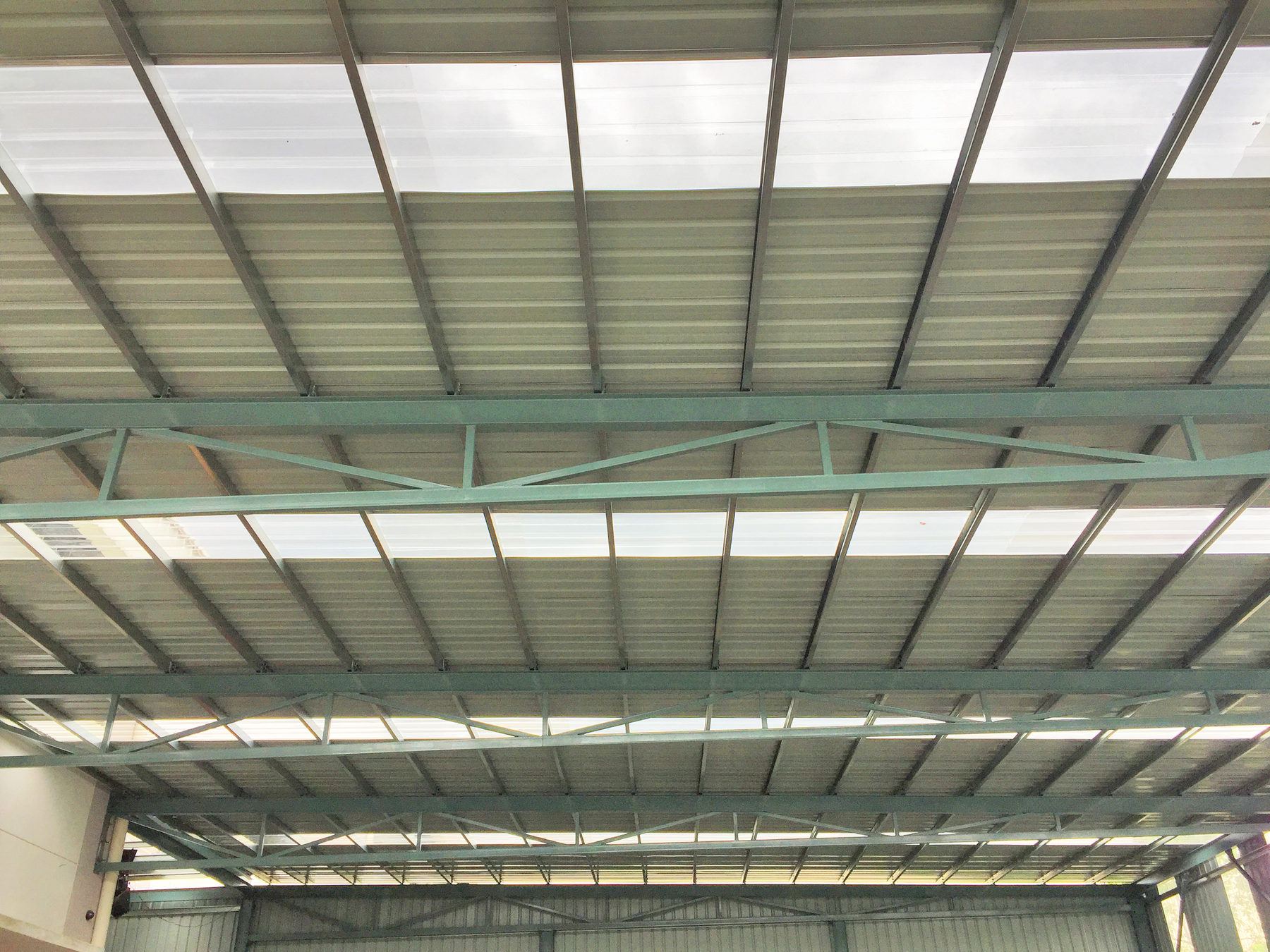 Completed steel roof structure